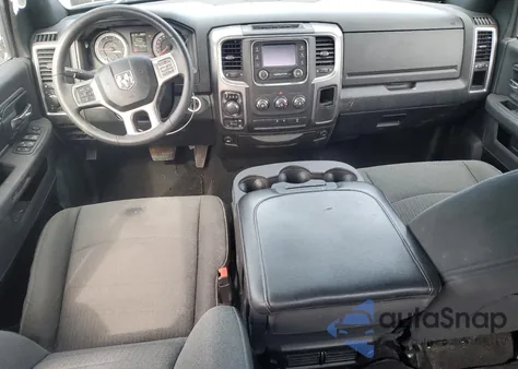 2021 Ram 1500 Classic Slt z USA, uszkodzony, nr VIN 1C6RR7LT9MS518556